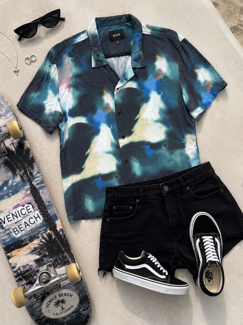 HUF Abstract Button Up Shirt 90s Skater Beach Streetwear Top | Size Small